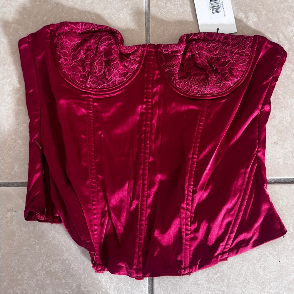 Outcast Summei Corset Top in Burgundy Crop (NWT, M) - Picture 3 of 6